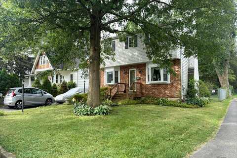 Summit, BROOMALL, PA 19008