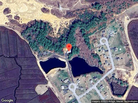 Augustas, MIDDLEBORO, MA 02346