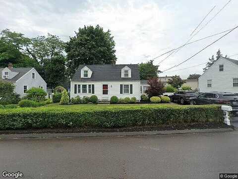 Maple, EAST HAVEN, CT 06512