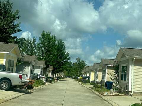 Dundee, ABITA SPRINGS, LA 70420