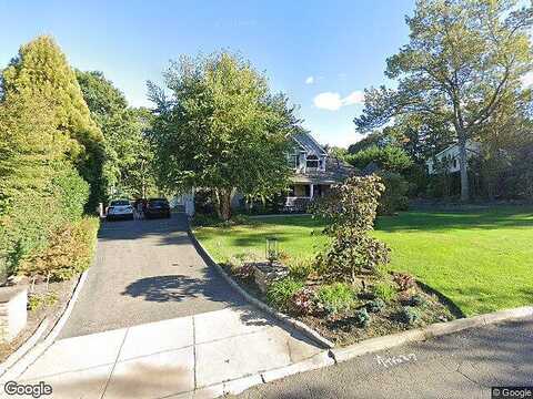 Jamie, NORTHPORT, NY 11768