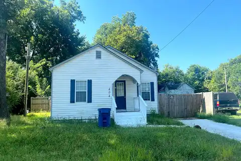 4Th, TRENTON, TN 38382