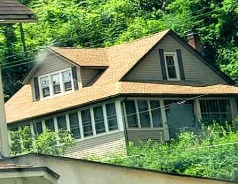Saint Hubert Hollow, SIX MILE RUN, PA 16679