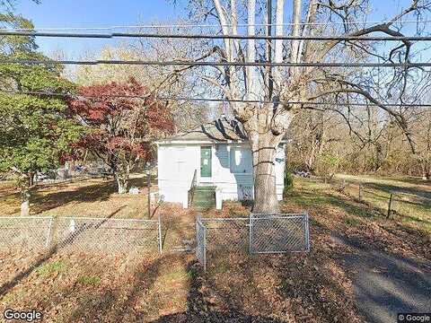 7Th Ave, Glassboro, NJ 08028