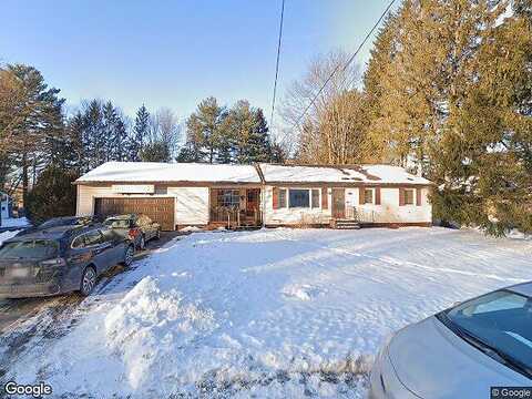 Macarthur Dr, Glens Falls, NY 12801