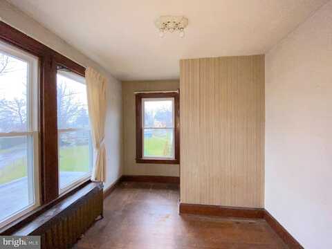 Winthrope, BALTIMORE, MD 21214