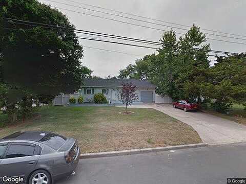 Marsha, BRENTWOOD, NY 11717