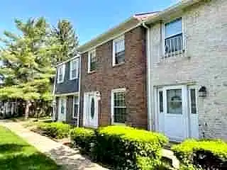 Simbury, COLUMBUS, OH 43228