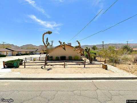 Plaza Rd, Joshua Tree, CA 92252