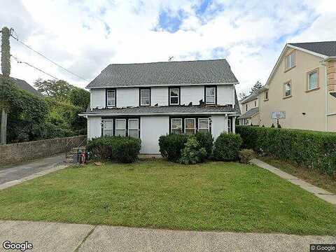Forest Row, Great Neck, NY 11024