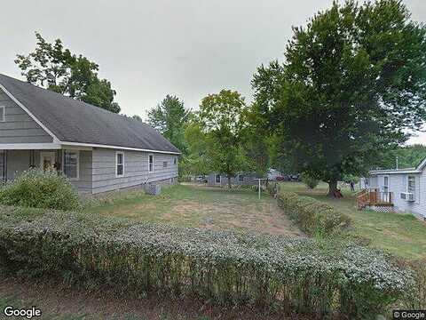 La Compton St, LOUISIANA, MO 63353