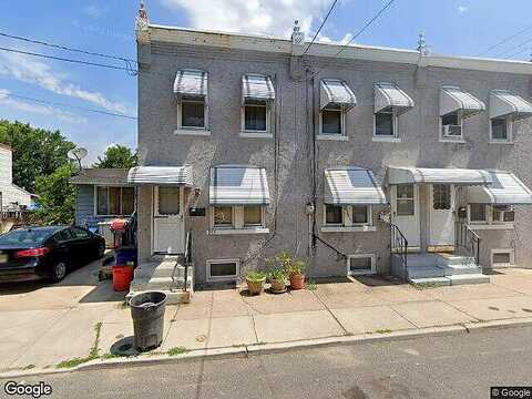 1/2 Cumberland St, Gloucester City, NJ 08030