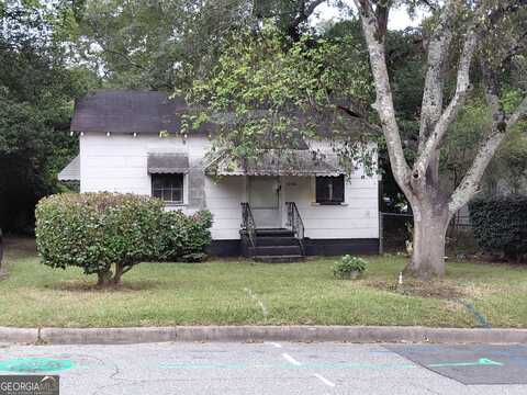 1202 James, Macon, GA 31204