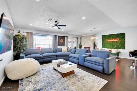 6328 Explorer Drive, Las Vegas, NV 89103