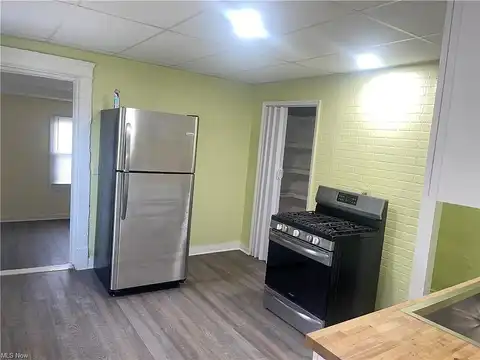 Hamm, CLEVELAND, OH 44127