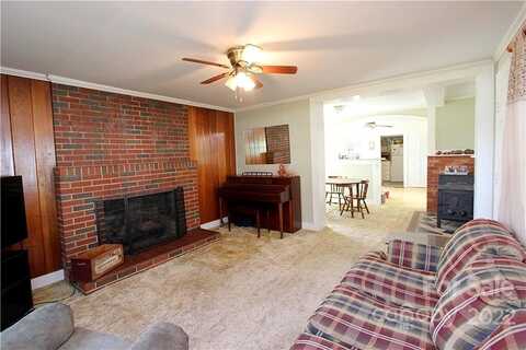 Travis, STATESVILLE, NC 28625