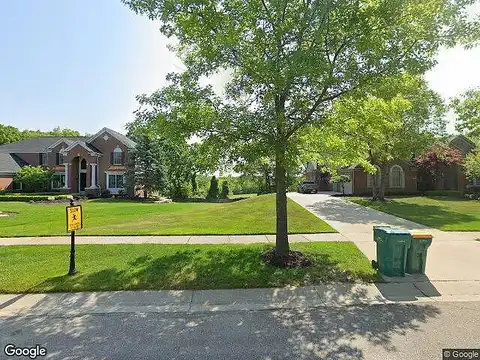Dutton, ROCHESTER HILLS, MI 48306