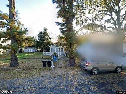 Matthews, VILLAS, NJ 08251