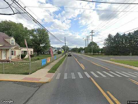 North Main St, MOOREFIELD, WV 26836