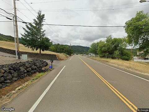 Lookingglass Rd, Roseburg, OR 97471
