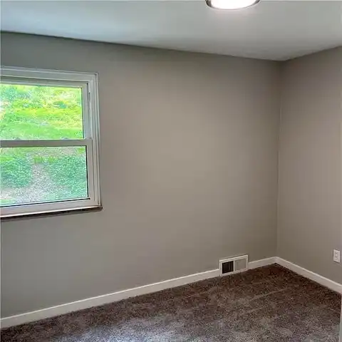 Curry Hollow, WEST MIFFLIN, PA 15122