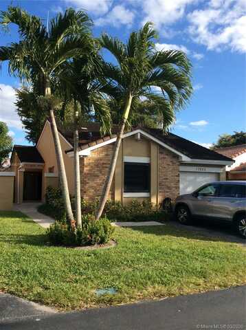 62Nd, HIALEAH, FL 33015