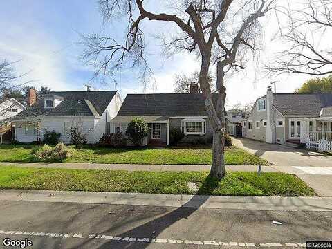 21St, SACRAMENTO, CA 95820
