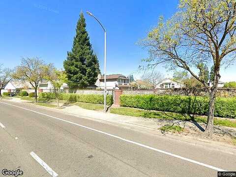 Boeger, SACRAMENTO, CA 95829