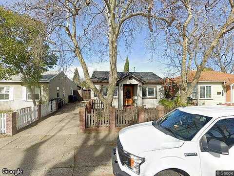 15Th, SACRAMENTO, CA 95820