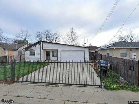 13Th, SACRAMENTO, CA 95820