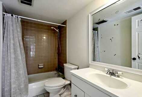 Ivy Gates, ATLANTA, GA 30342