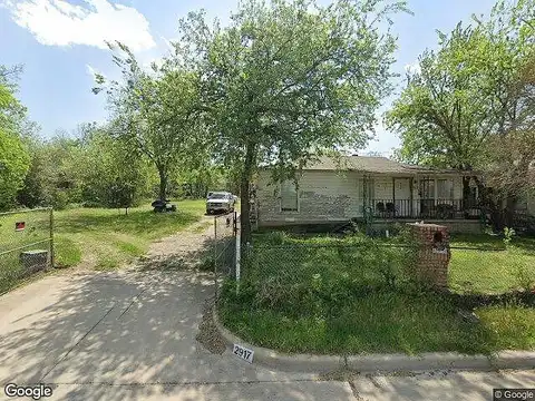 Loraine, FORT WORTH, TX 76106