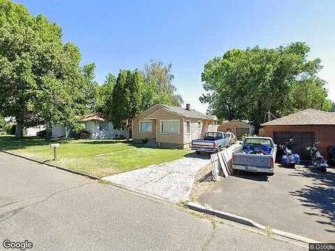 8Th, YAKIMA, WA 98902