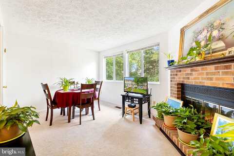 Sudley Ford, FAIRFAX, VA 22033