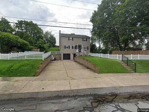 Tea Rose, NATRONA HEIGHTS, PA 15065