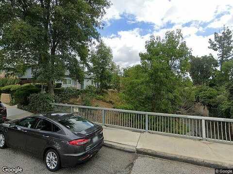 Lake Lindero, AGOURA HILLS, CA 91301