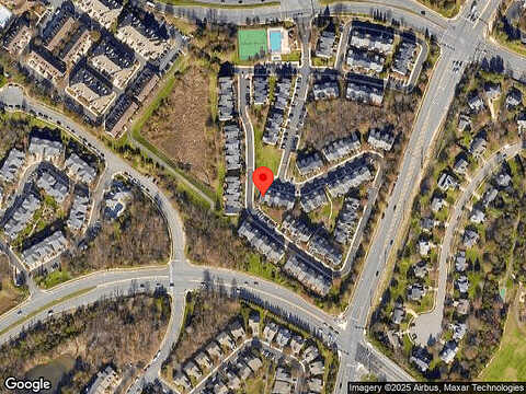 Park Crescent, HERNDON, VA 20171