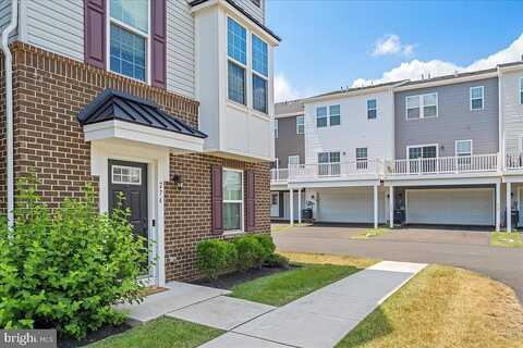 Almond, LANSDALE, PA 19446