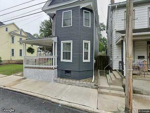 Chestnut, HANOVER, PA 17331