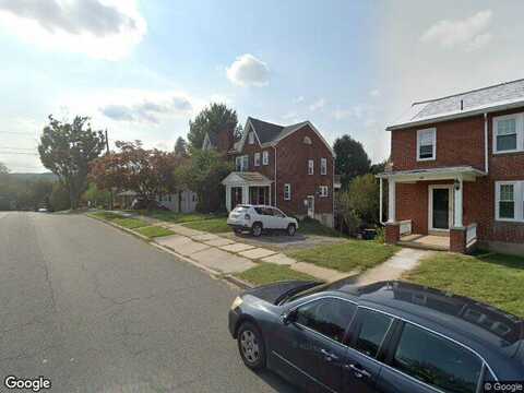 Cambridge, READING, PA 19609