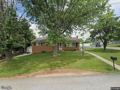Jonathan, RED LION, PA 17356