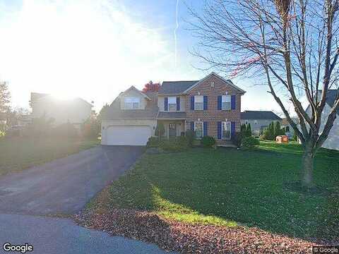 Oak Knoll, LEBANON, PA 17042