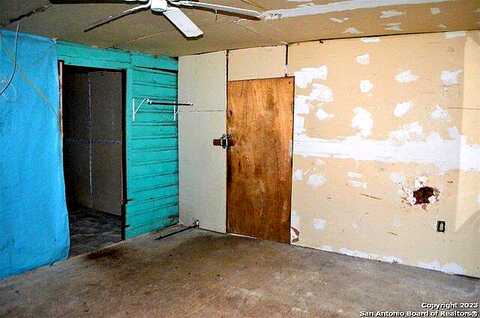 Allende, SAN ANTONIO, TX 78237