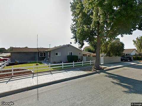 Nubia, COVINA, CA 91722
