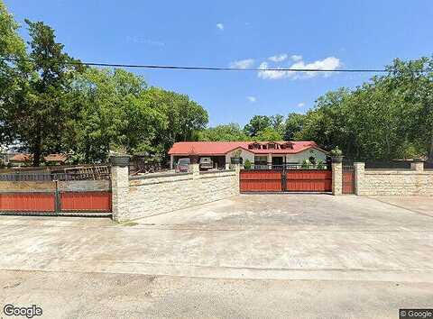 Hill, CUERO, TX 77954
