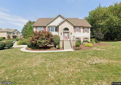 Briarwood, PITTSBURGH, PA 15239