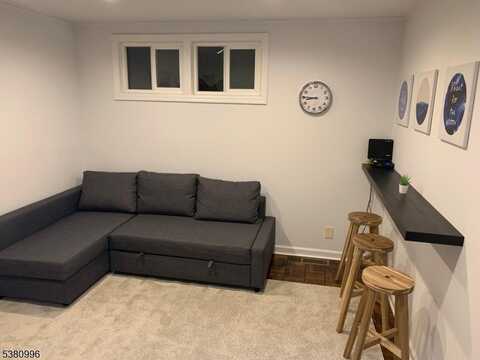 269 N 10Th St, Newark, NJ 07107