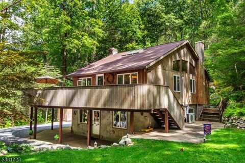 20 Glenwood Ln, Vernon, NJ 07461
