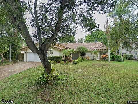 1St, CORAL SPRINGS, FL 33071