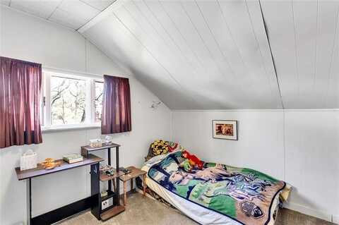 Leaside, PITTSBURGH, PA 15207